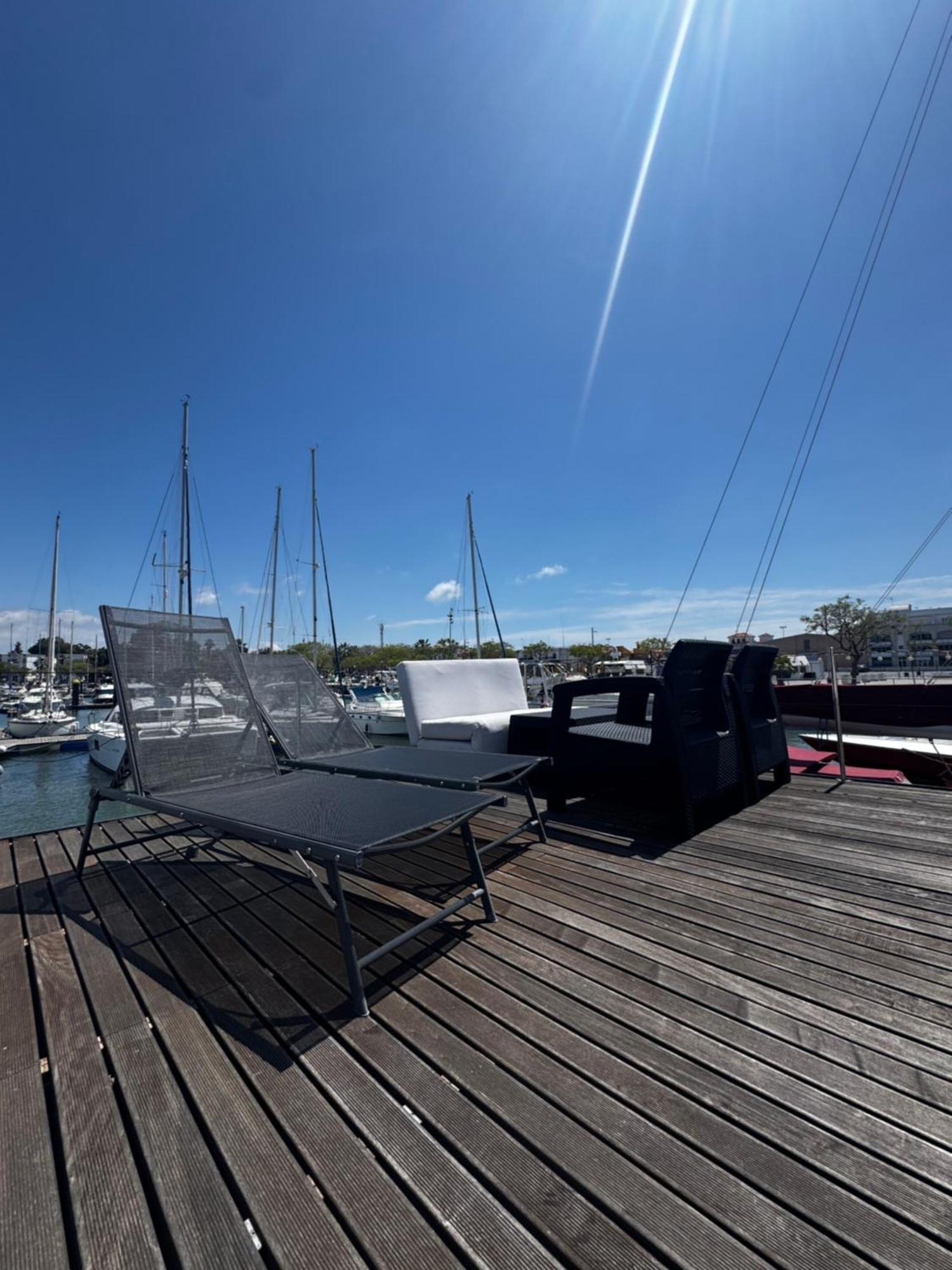 Casas Flotantes - Boatvillage Botel *